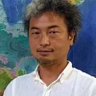 飯島 慈裕の写真